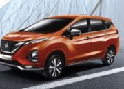 Mobil Nissan Livina