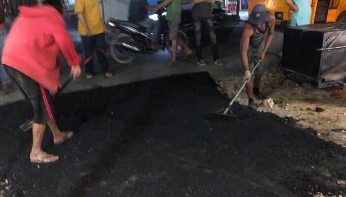 Pengerjaan Proyek Hotmix Rp199 Juta di Babalan Dinilai Asal Jadi