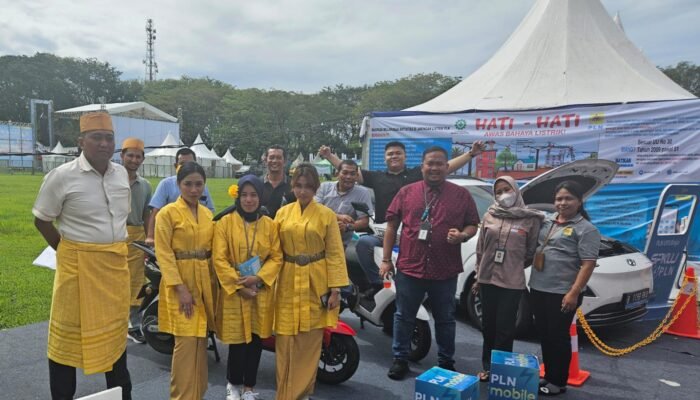 Meriahkan HUT ke-274 Langkat, ULP PLN Stabat Pamerkan Kendaraan Listrik