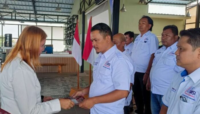Dilantik Jadi Ketua SMSI Deli Serdang, Edoy: Jaga Kekompakan, Besarkan Organisasi
