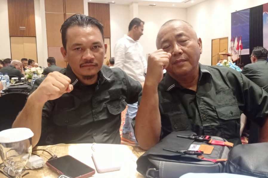 Dewan Pembina Lembaga PON, Edison Tamba dan Ketua Lembags PON, Ariadi.