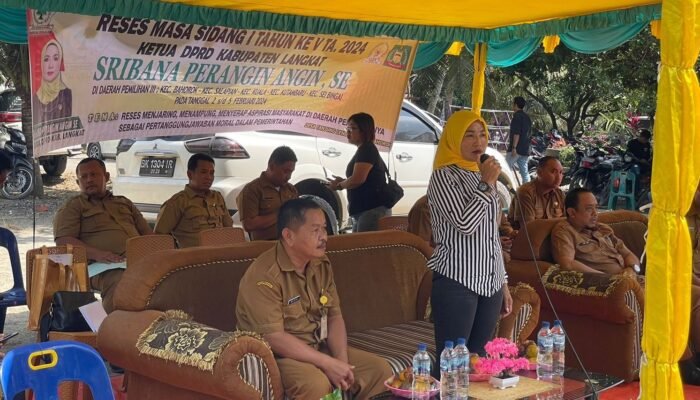 Reses di Pelosok Langkat Hulu, Ketua DPRD Langkat Sribana Perangin-angin Buktikan Kerja Nyata
