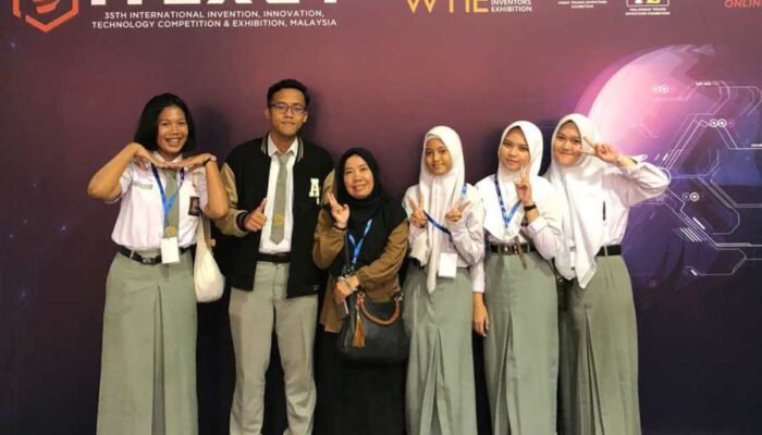 Ungguli 14 Negara, Siswa SMAN 1 Tanjung Morawa Raih Medali Emas di WYIE Kuala Lumpur
