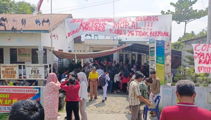 Bra Bergantungan!! Warga Serapuh Asli Tolak Permohonan Maaf Kades