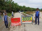 Jalan dan Jembatan ke Ekowisata Tangkahan Putus, Dishub Langkat Pasang Rambu Peringatan