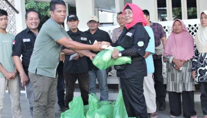 Sambut Idul Fitri 1446 H, Forwaka Sumut Berbagi Berkah ke Warga Kurang Mampu