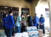Sambangi Korban Kebakaran di Batang Serangan, Ricky Anthony Bagikan Bantuan dan Tali Asih
