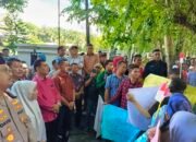 Demo di DPRD Langkat, Orator ‘Risih’ Dengar Asmaul Husna