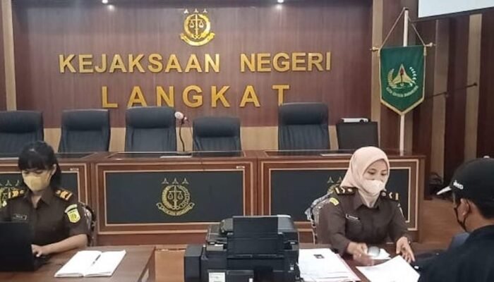 Puluhan Saksi Diperiksa Kejari Langkat Terkait Dugaan Korupsi Pengadaan Smartboard